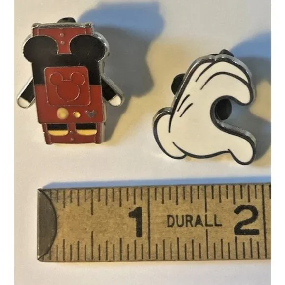 Disney Trading Pins Lot 6 Mickey Mouse Stylized Modern Icons Glove Family Face - Picture 6 of 6